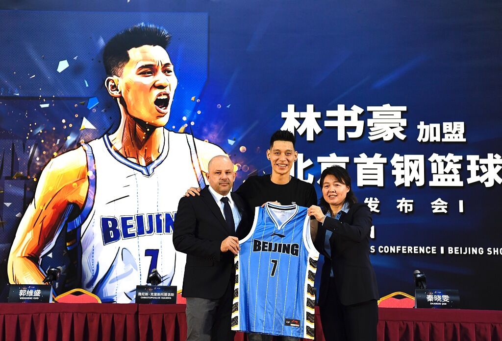 豪哥宣布退役！林书豪给你留下最深的记忆是什么？