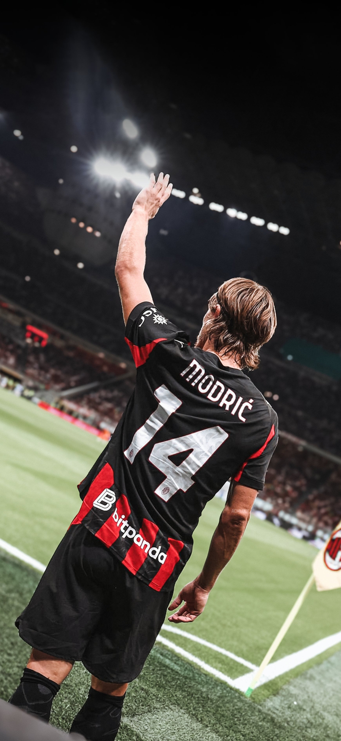 NG体网页登入-莫德里奇14号球衣壁纸分享|卢卡·莫德里奇|ac米兰|手机壁纸_新浪体育_新浪新闻